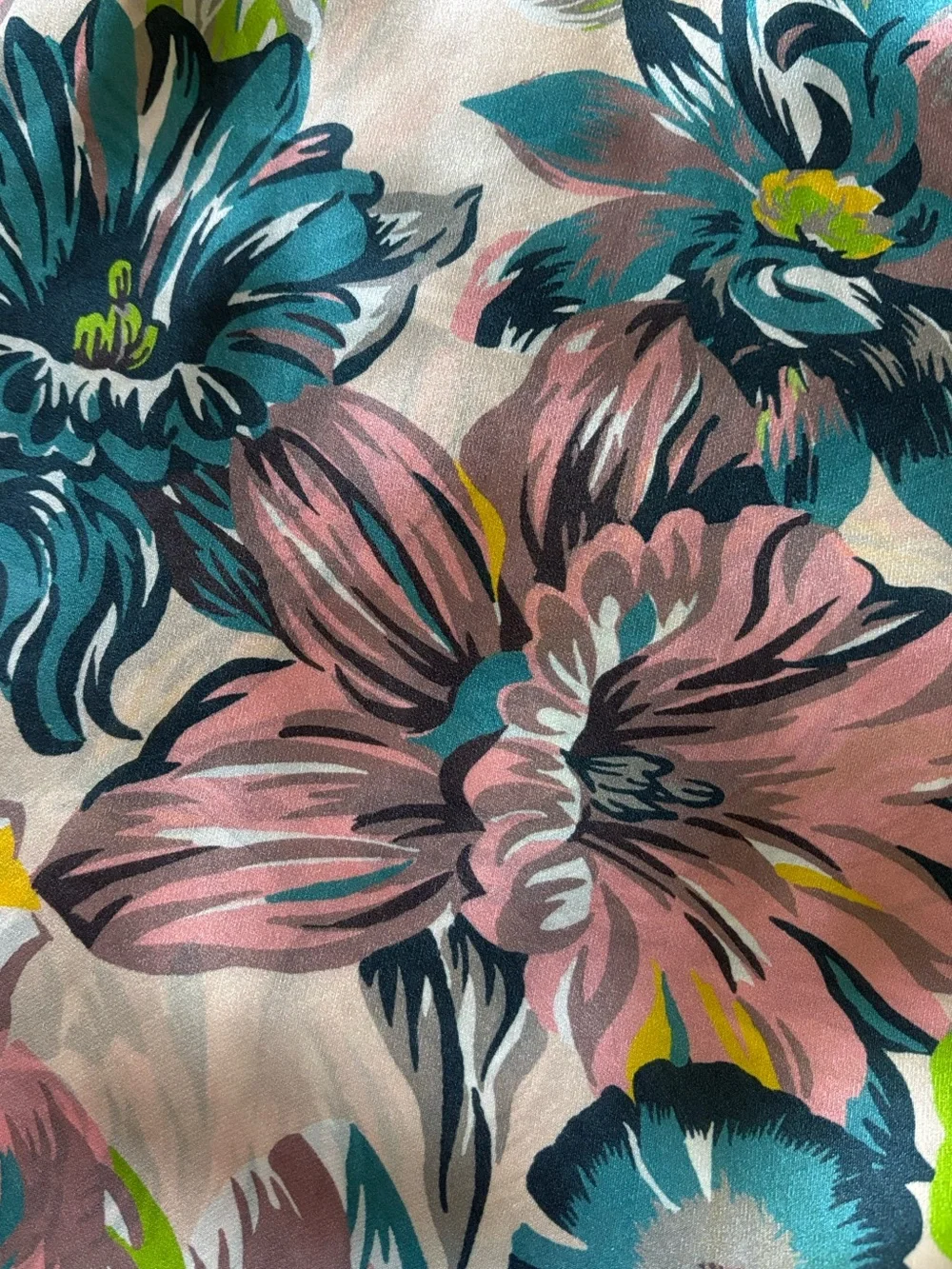 Echo silk scarf